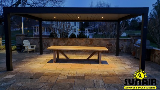 louvered-roof-with-spot-lights.jpg